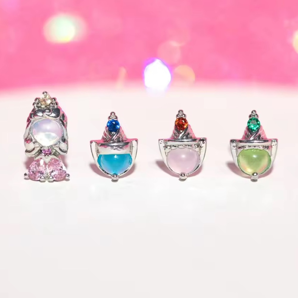 Disney’s Sleeping Beauty Stud Earrings Set- Silver